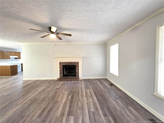 Building Photo - 6900 St Julian Way