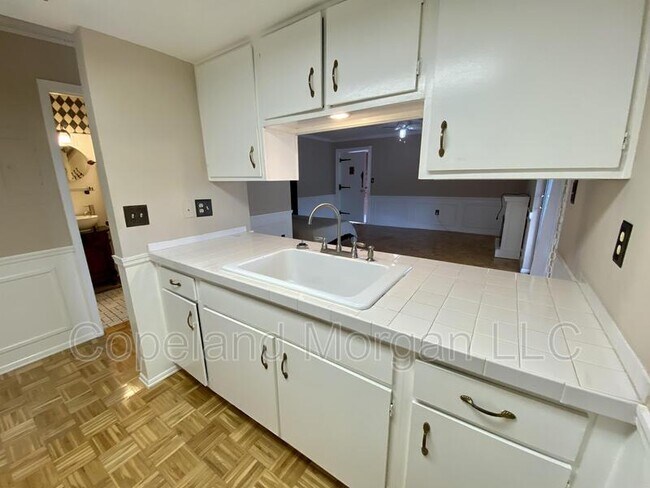 Building Photo - 8221 12th Way N