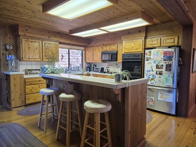 Building Photo - 1921 Bernina Dr