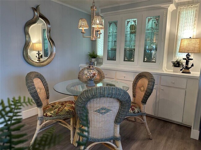 Building Photo - 307 Outrigger Pl