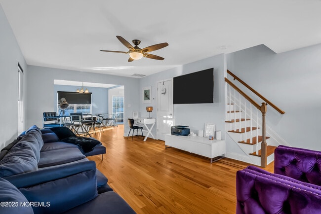 Building Photo - 132 Chelton Ave