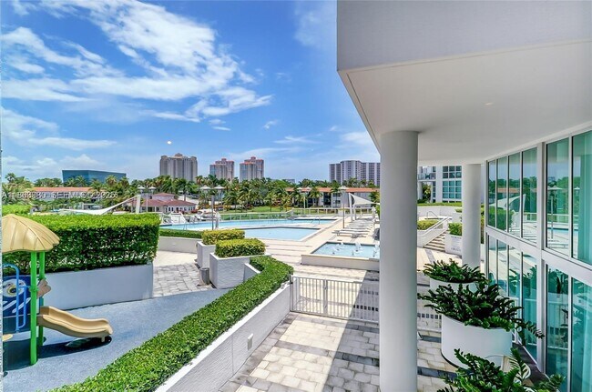 Building Photo - 3131 NE 188th St