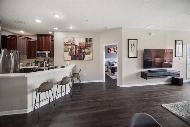 Building Photo - 3760 Parkridge Cir