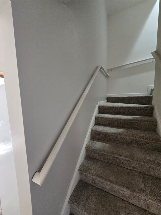 Building Photo - 220 Campus Dr