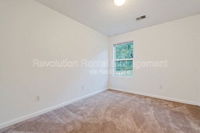 Building Photo - 8520 Kaden Dr