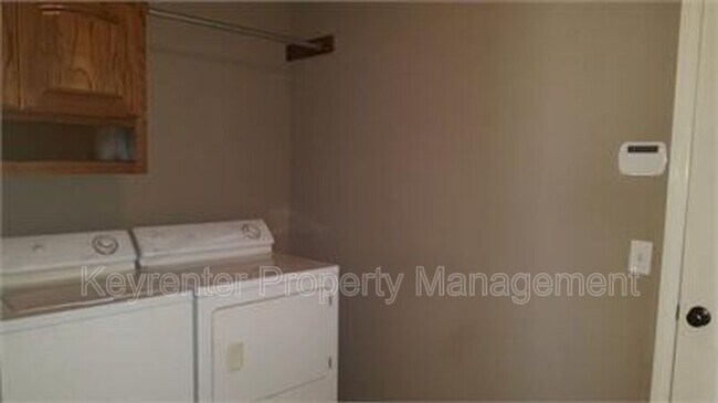 Building Photo - 4712 S 177th E Pl