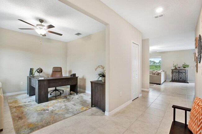 Building Photo - 12813 Wildflower Meadow Dr