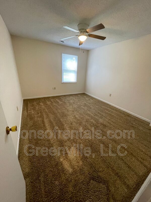 Building Photo - 100 Stonecreek Drive