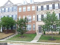 Building Photo - 1604 Kinnaird Terrace NE