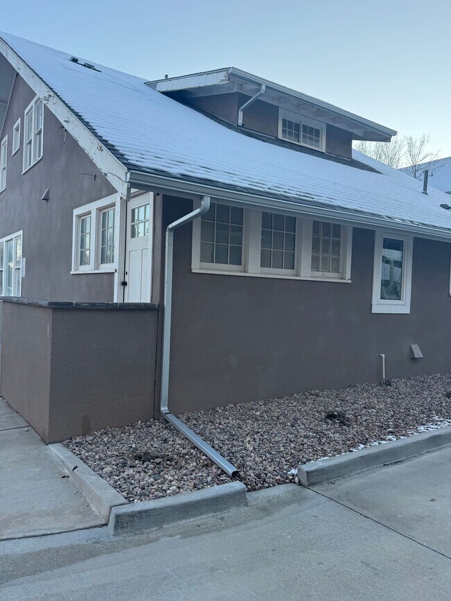Building Photo - Beautiful, Brand New Studio Near CSU!