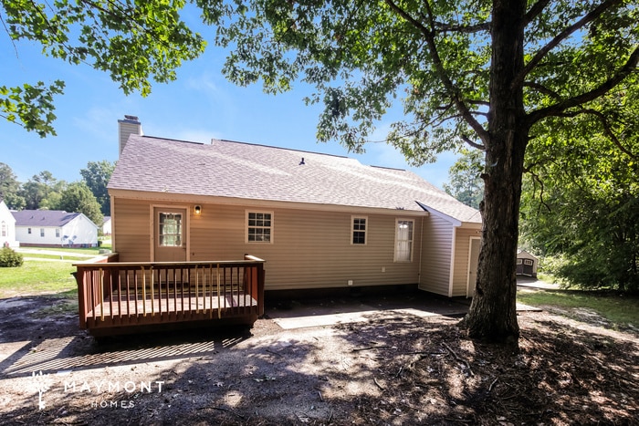 Building Photo - 1215 Liriope Ln