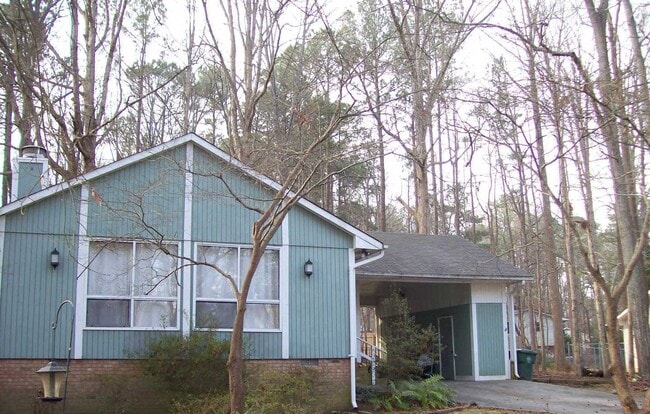 Building Photo - 805 Castalia Dr