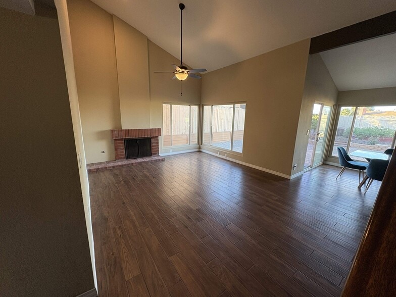 Building Photo - 5980 Tooley St