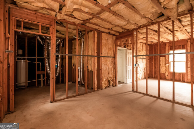 Building Photo - 515 Shaggy-Hickory Tr