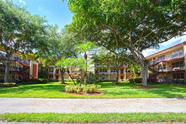Building Photo - 13350 SW 1st St