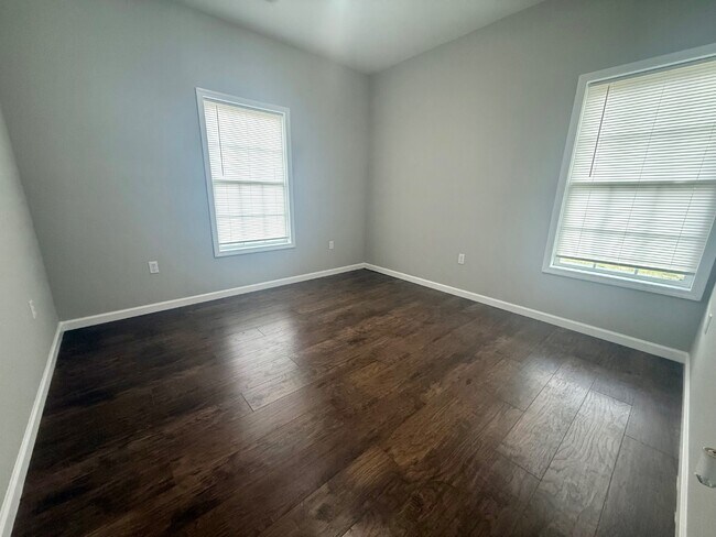 Building Photo - 48 Seibold Rd