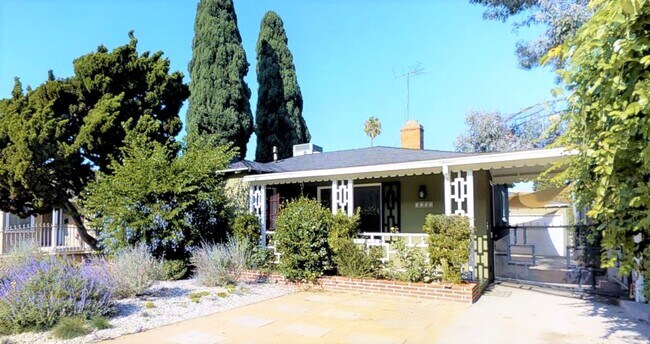 Building Photo - 3758 Tuller Ave
