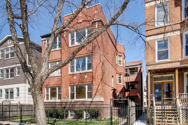 Primary Photo - 1234 W Argyle St