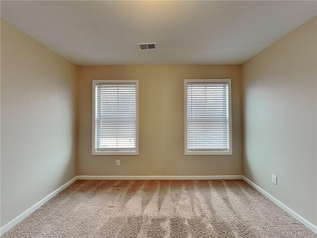 Building Photo - 409 Trickum Hill Dr