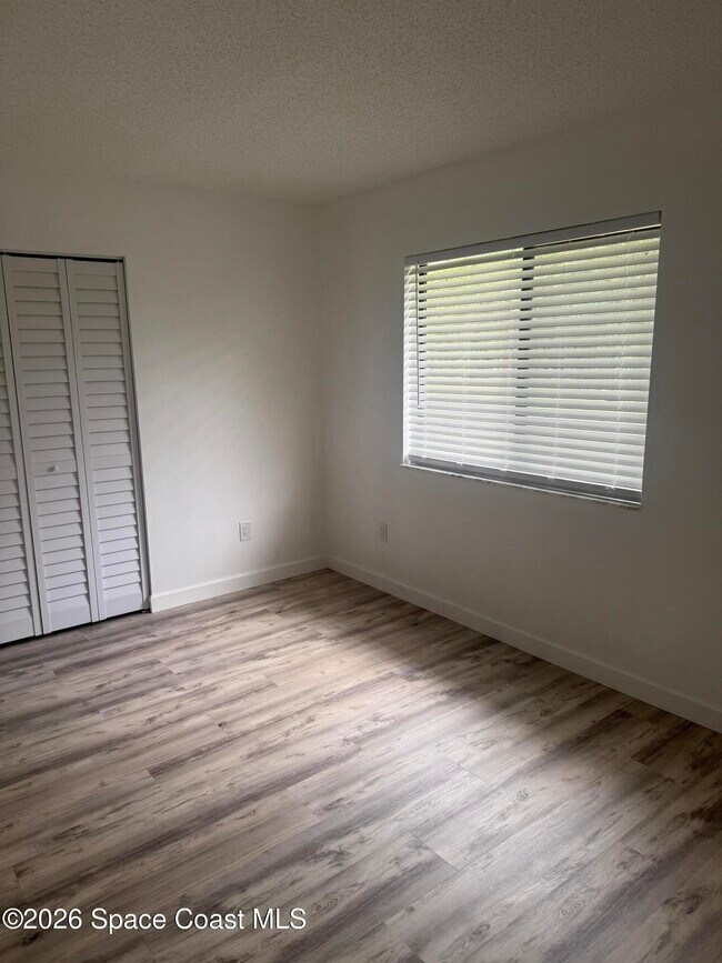 Building Photo - 1418 Paley Cir SE