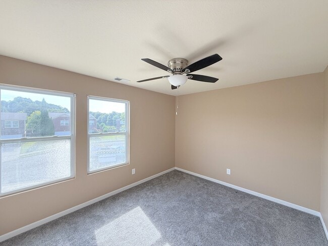 Building Photo - 182 Forestbrook Dr