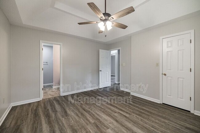 Building Photo - 107 Winthrop Ct