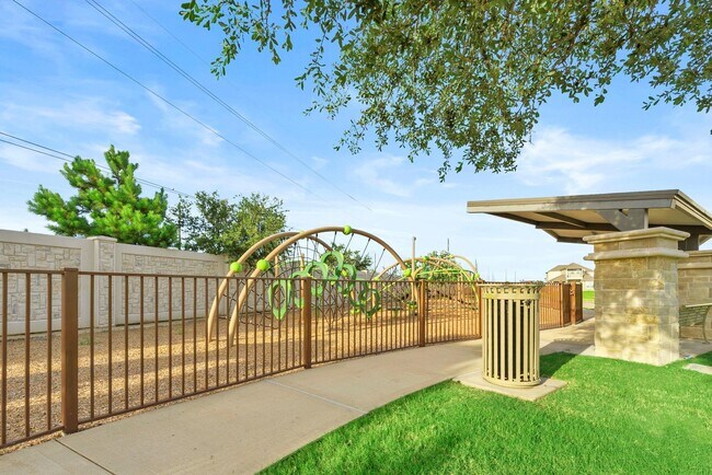 Building Photo - 3719 Savio River Ct