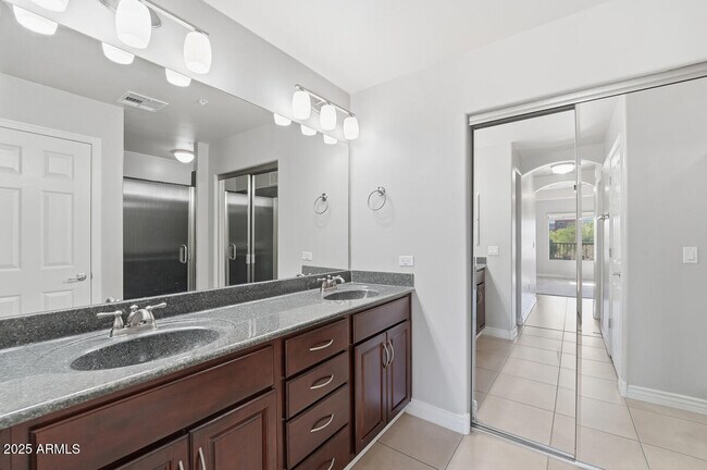 Building Photo - 5350 E Deer Valley Dr