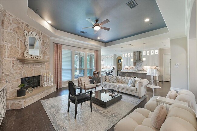 Building Photo - 4204 Stiles Ln