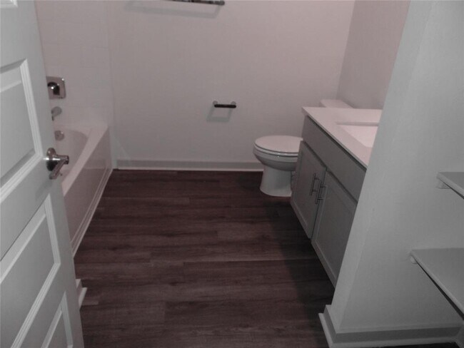 Building Photo - 7707 Jackson Graham Dr