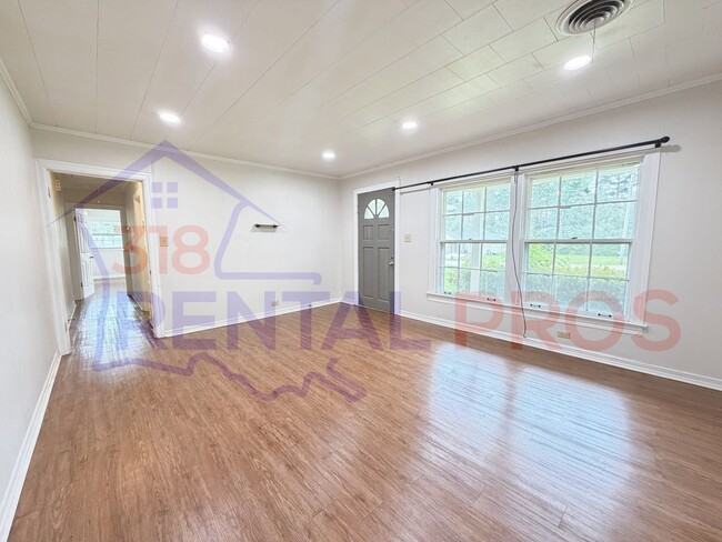 Building Photo - 4 Bed 3 Bath Home in Ruston!
