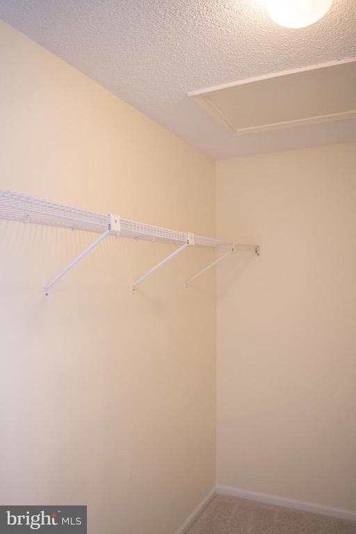 Building Photo - 12101 Greenwood Ct