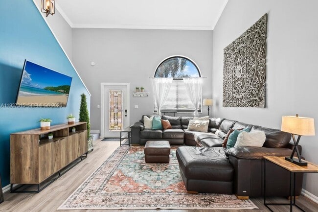 Building Photo - 223 SE 8th St