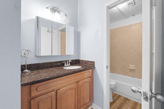 Building Photo - 2714 Nueces St