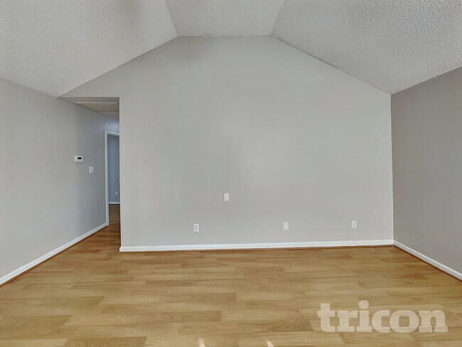 Building Photo - 5000 Poplar Glen Dr