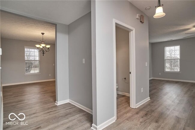 Building Photo - 11080 McDowell Dr