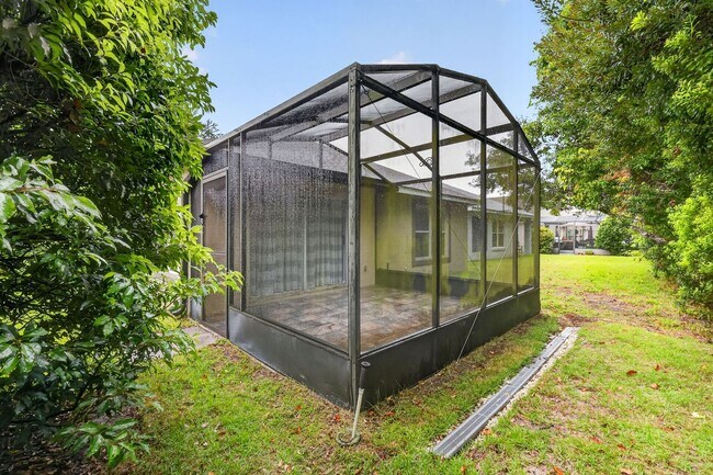 Building Photo - 3025 Andover Ct