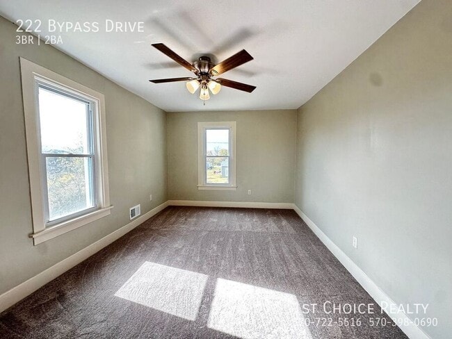 Building Photo - 222 Bypass Dr