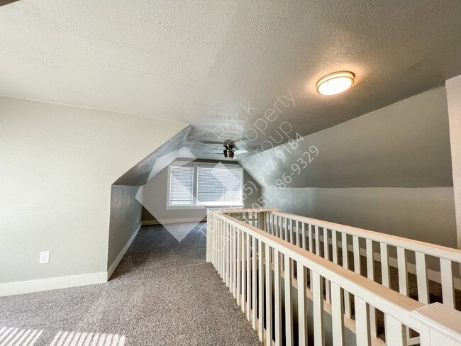 Building Photo - Must See 3 Bedroom/3 Bathroom Home near Ed...