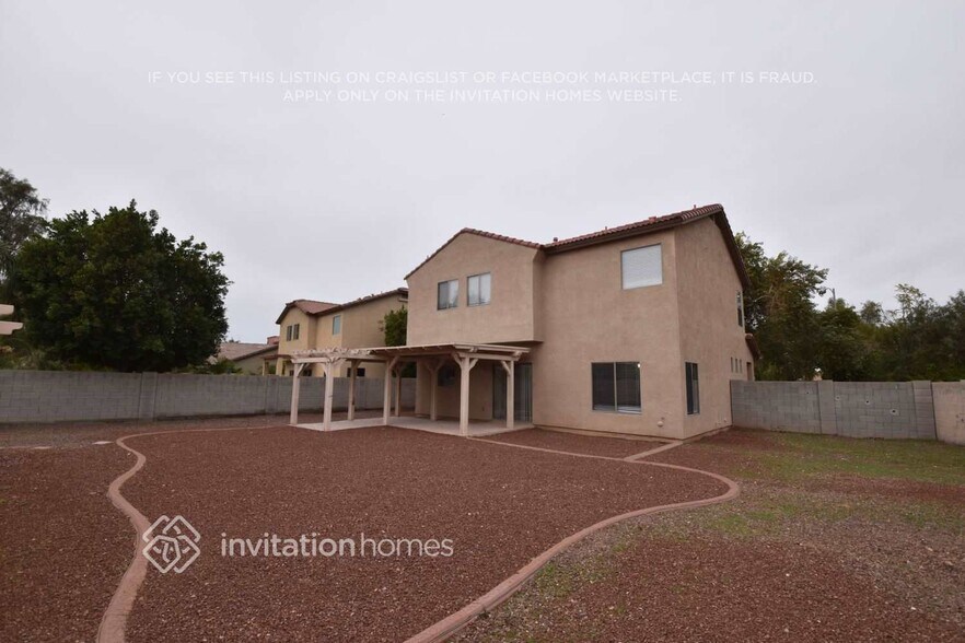 Building Photo - 16145 W Lisbon Ln