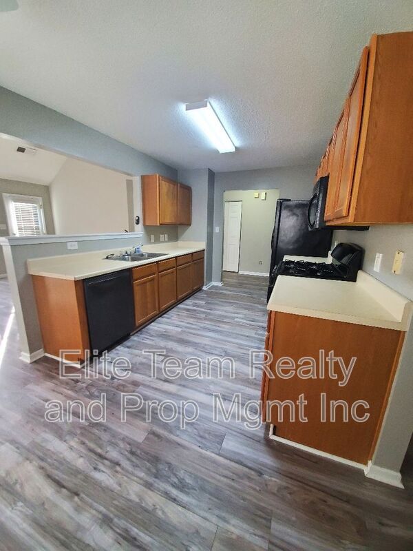 Building Photo - 10623 Campion Ct