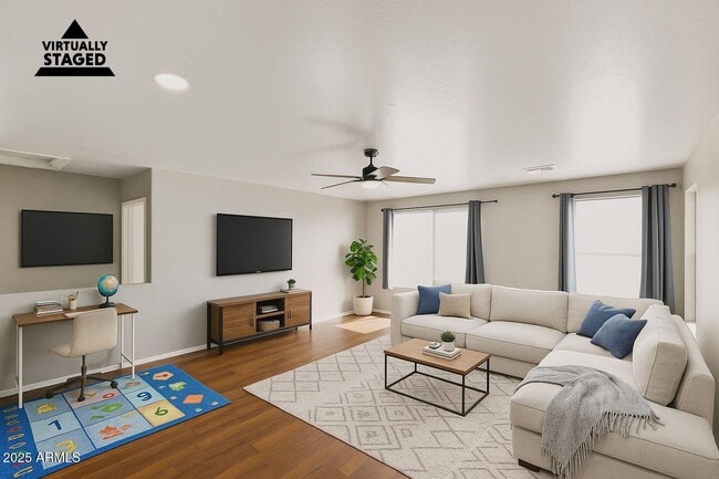 Building Photo - 12709 N El Frio St