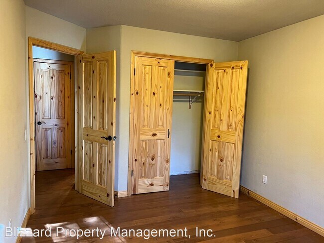 Building Photo - 5 br, 4 bath House - 30 Whispering Pines Road