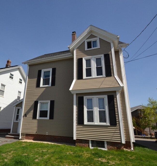 Building Photo - 76 Brown St