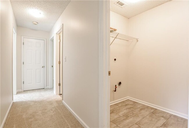 Building Photo - 4751 Bankside Way