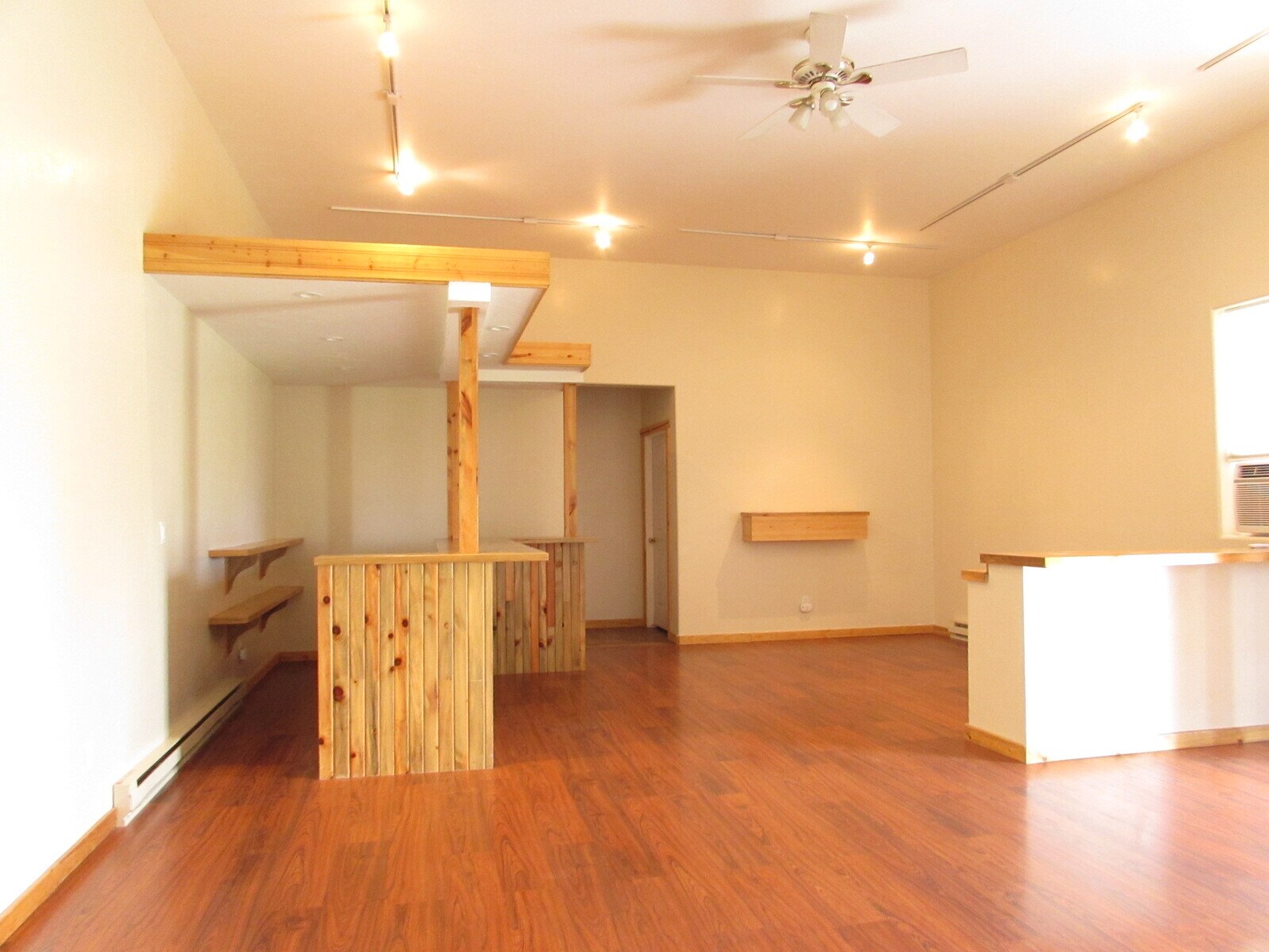 Building Photo - 3271 C 1/2 Rd