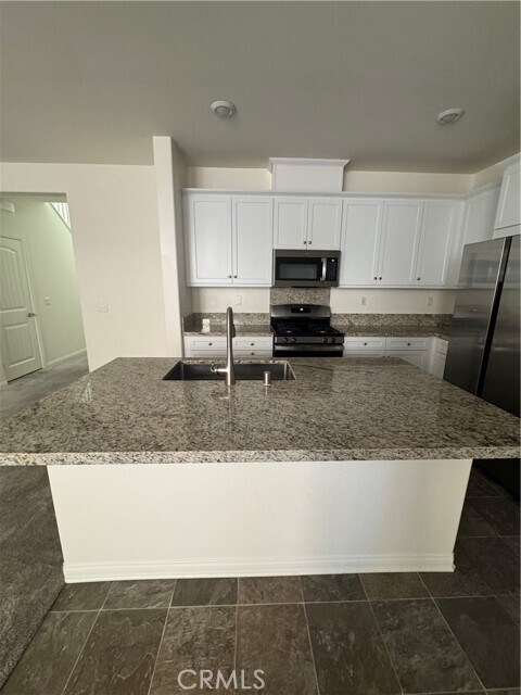 Building Photo - 16508 Monteviejo St