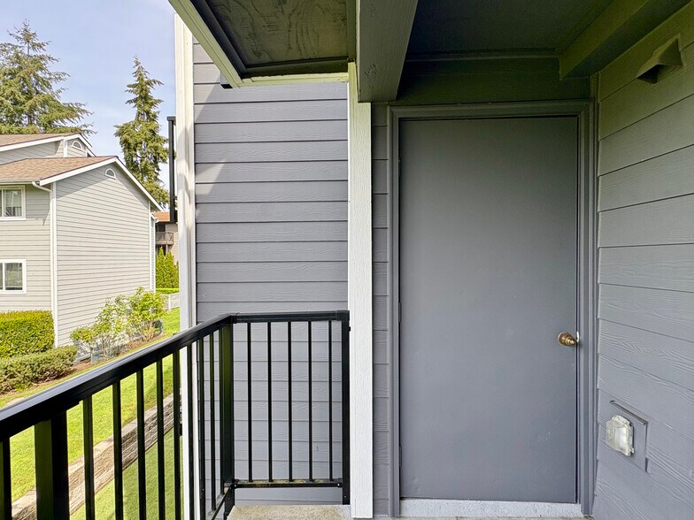Additional Storage - 12510 109th Ct NE