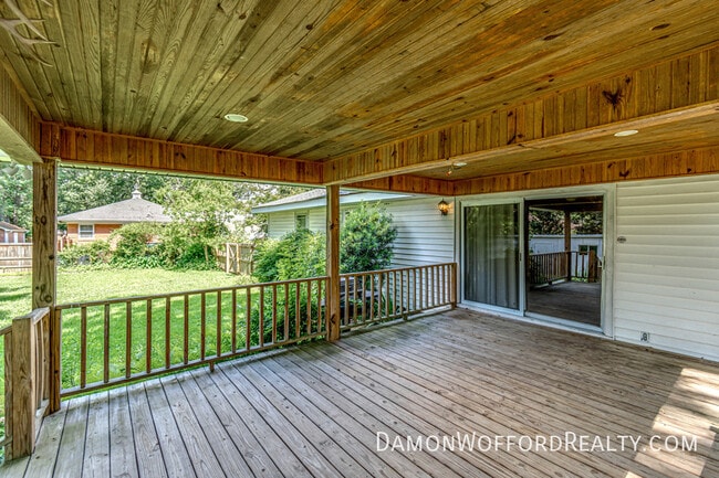 Building Photo - 1431 Brecon Dr