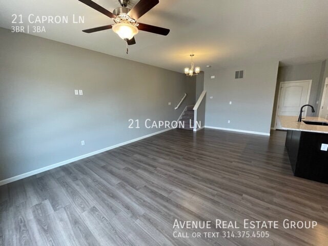 Building Photo - 21 Capron Ln